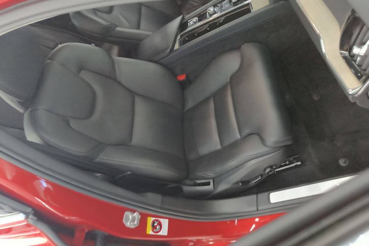 Used Volvo S60 2022 B4 Zhiyuan Luxury Edition Right Front Seat