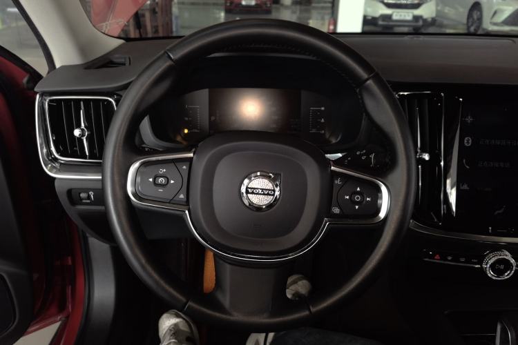 Used Volvo S60 2022 B4 Zhiyi Luxury Edition Steering Wheel