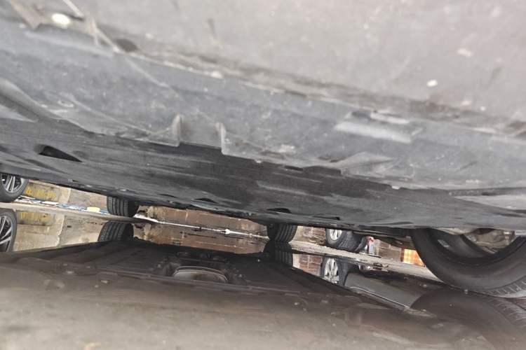 Used Volvo S60 2022 B4 Zhiyi Luxury Edition Chassis Front
