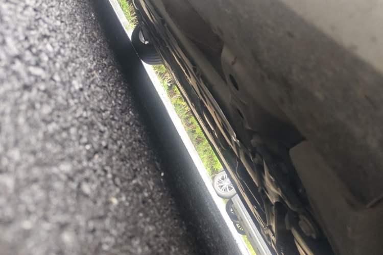 Used Volvo S60 2022 B4 Zhiyuan Luxury Edition Chassis Front Right
