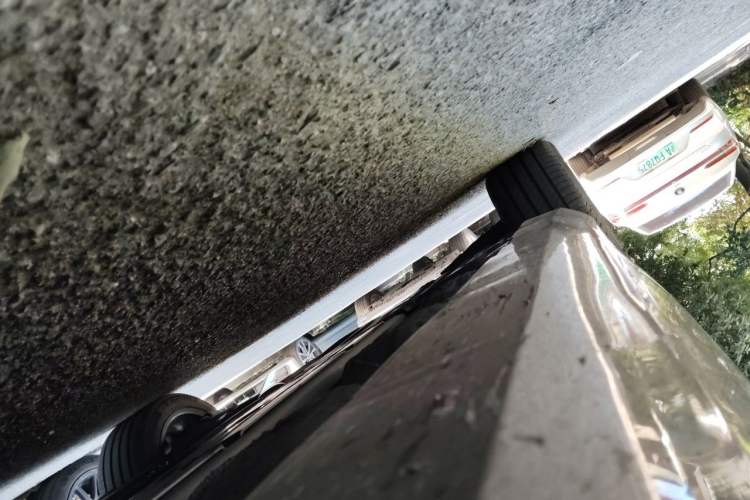 Used Volvo S60 2022 B4 Zhiyuan Luxury Edition Chassis Front Right