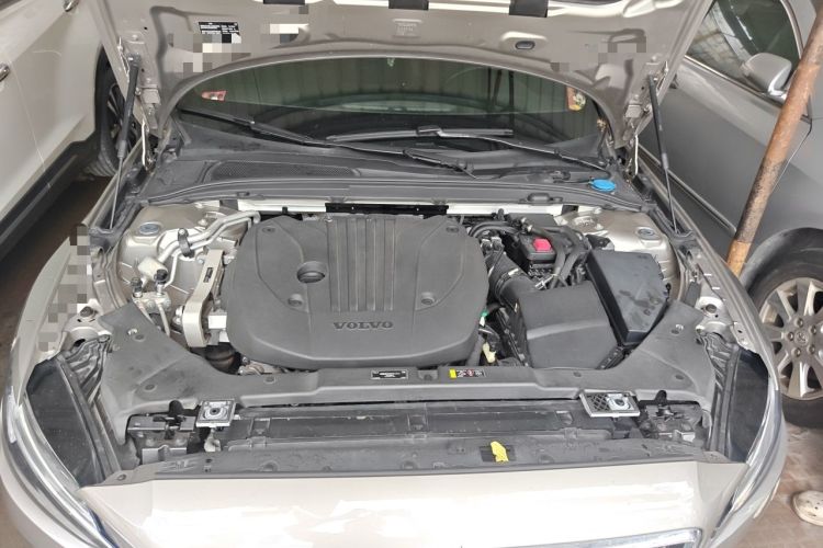 Used Volvo S60 2022 B4 Zhiyi Luxury Edition Engine Bay