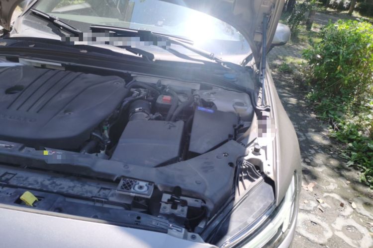 Used Volvo S60 2022 B4 Zhiyuan Luxury Edition Engine Bay Left