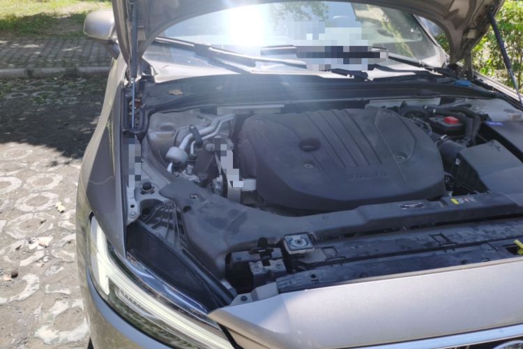Used Volvo S60 2022 B4 Zhiyuan Luxury Edition Engine Bay Right