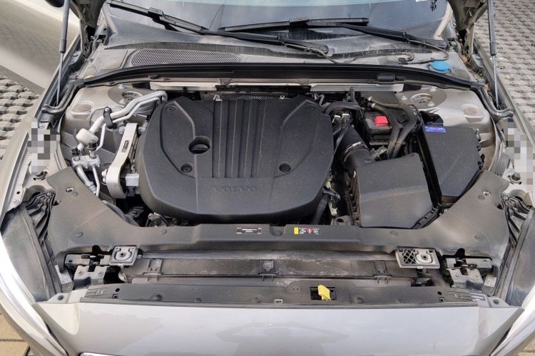 Used Volvo S60 2022 B4 Zhiyuan Luxury Edition Engine Bay