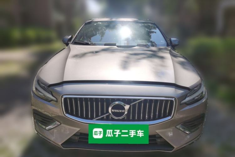 Used Volvo S60 2022 B4 Zhiyuan Luxury Edition Front
