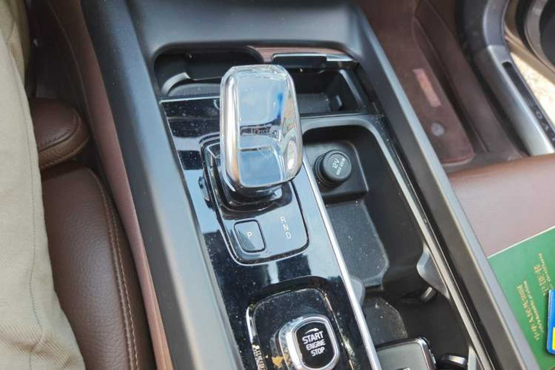 Used Volvo S60 2022 B4 Zhiyi Luxury Edition Gear Lever
