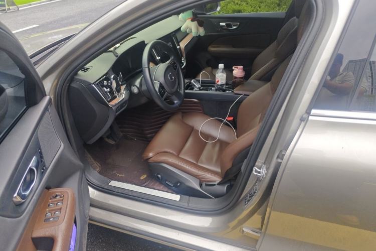 Used Volvo S60 2022 B4 Zhiyuan Luxury Edition Left Front Seat