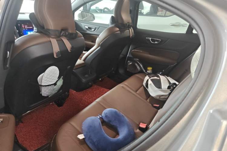 Used Volvo S60 2022 B4 Zhiyi Luxury Edition Left Rear Seat