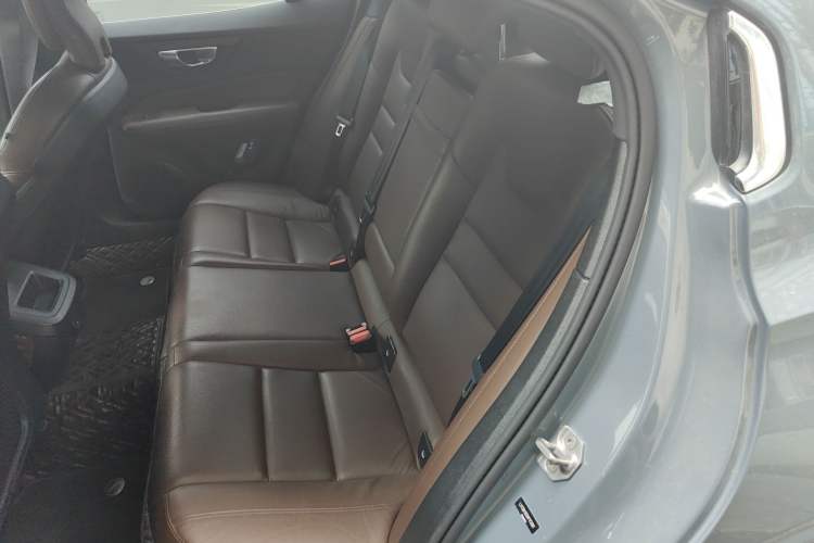 Used Volvo S60 2022 B4 Zhiyi Luxury Edition Left Rear Seat