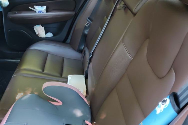 Used Volvo S60 2022 B4 Zhiyuan Luxury Edition Left Rear Seat