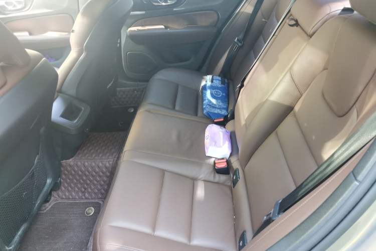 Used Volvo S60 2022 B4 Zhiyuan Luxury Edition Left Rear Seat