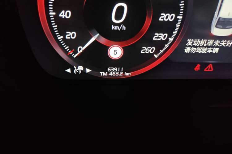 Used Volvo S60 2022 B4 Zhiyuan Luxury Edition Odometer Close Up