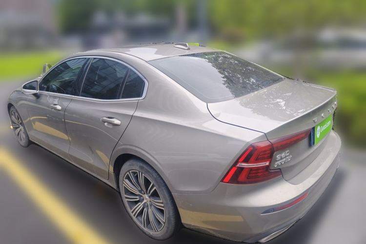 Used Volvo S60 2022 B4 Zhiyuan Luxury Edition Rear Left 45 Deg