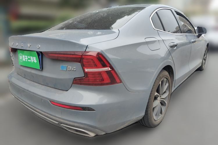 Used Volvo S60 2022 B4 Zhiyi Luxury Edition Rear Right 45 Deg