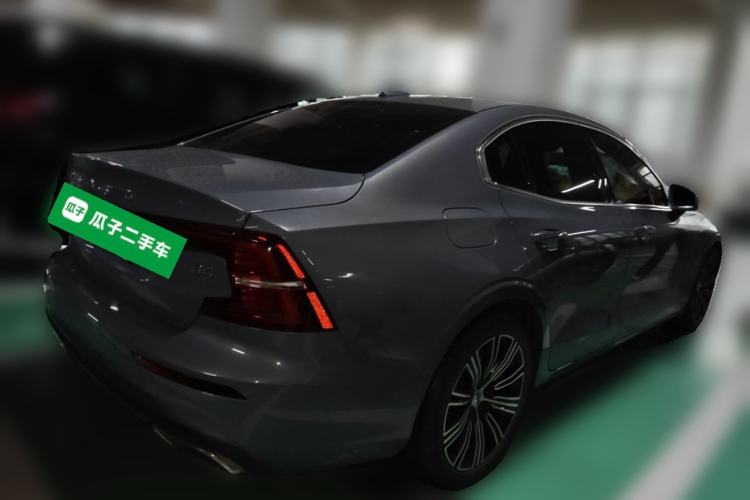 Used Volvo S60 2022 B4 Zhiyuan Luxury Edition Rear Right 45 Deg