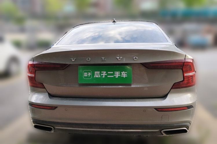 Used Volvo S60 2022 B4 Zhiyuan Luxury Edition Rear