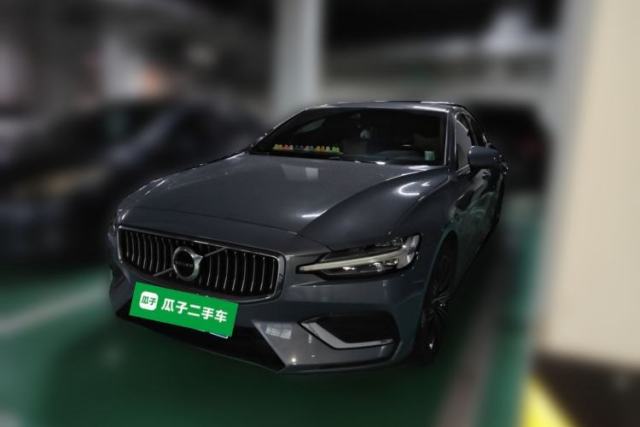 Used Volvo S60 2022 B4 Zhiyuan Luxury Edition