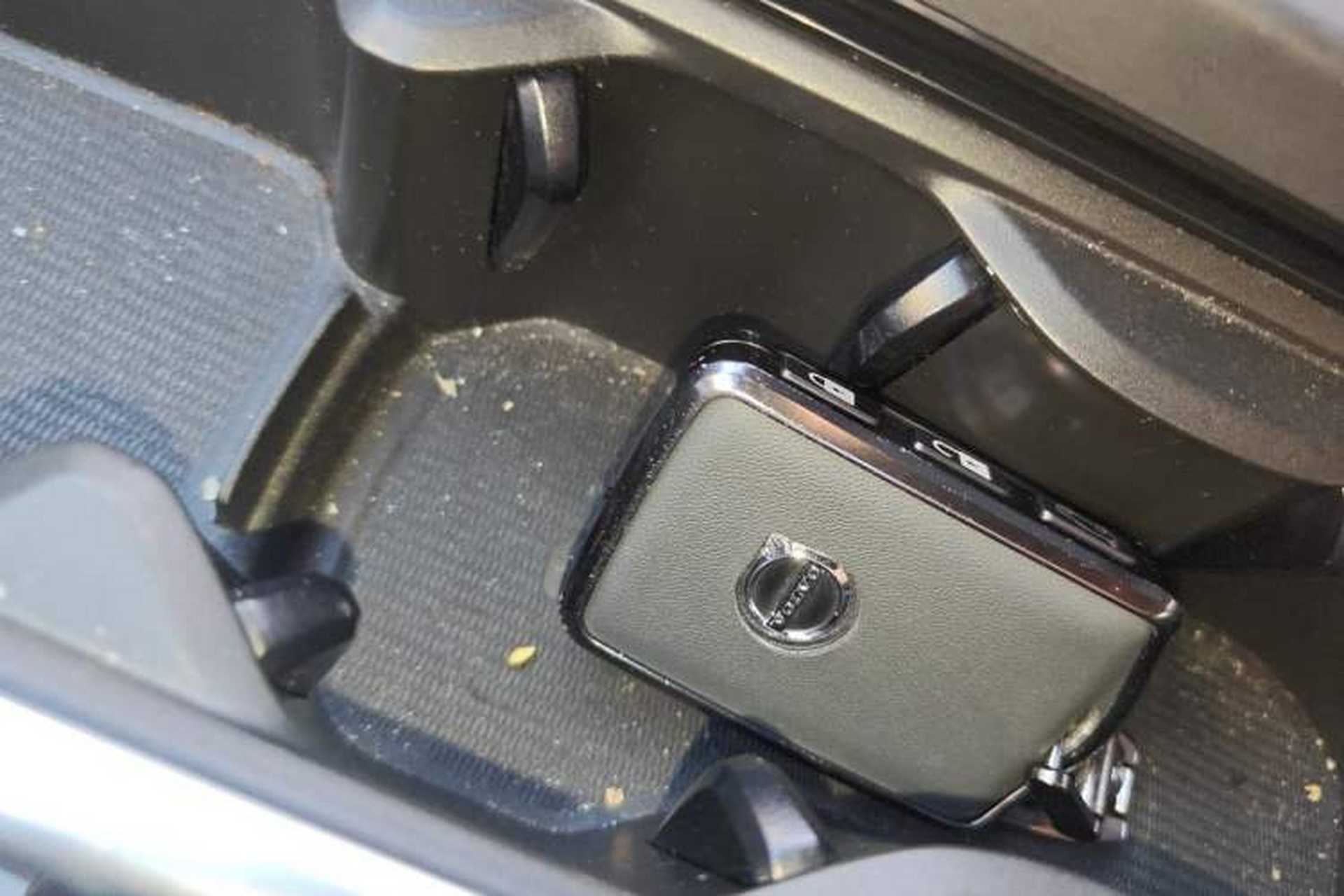Used Volvo S60 2022 B4 Zhiyi Luxury Edition Vehicle Key