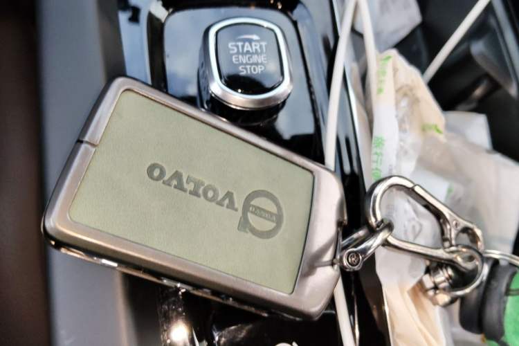 Used Volvo S60 2022 B4 Zhiyuan Luxury Edition Vehicle Key
