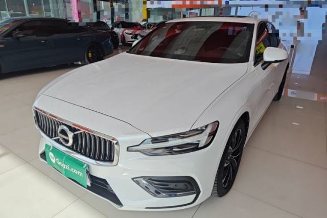 Used Volvo S60 2022 B4 Zhiyi Luxury Edition