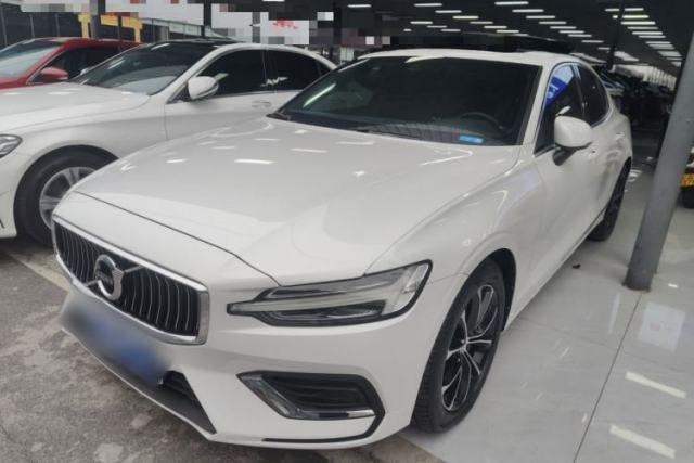 Used Volvo S60 2022 B4 Zhiyi Luxury Edition