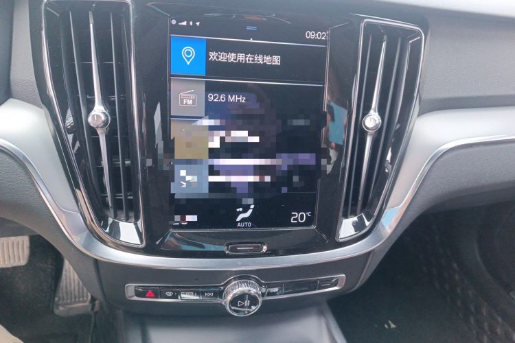 Used Volvo S60 2022 B4 Zhiyi Luxury Edition Audio And AC Panel