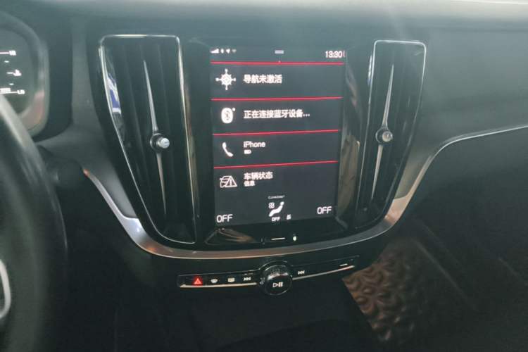 Used Volvo S60 2022 B4 Zhiyi Luxury Edition Audio And AC Panel