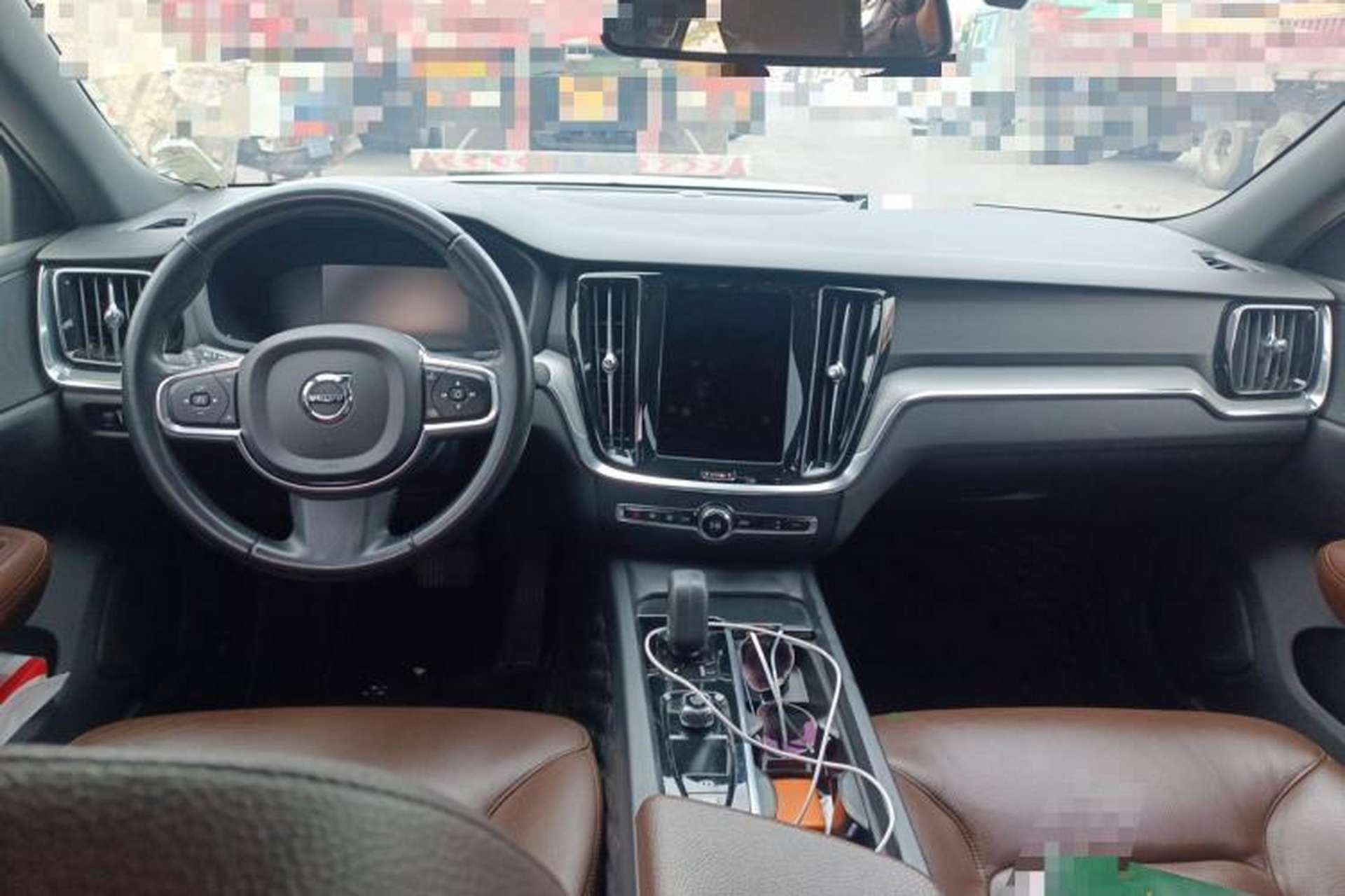 Used Volvo S60 2022 B4 Zhiyi Luxury Edition Center Console