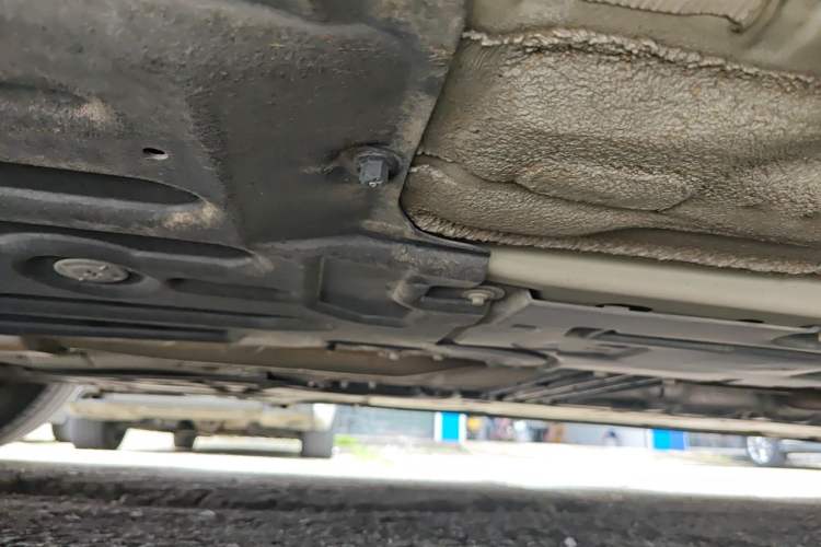 Used Volvo S60 2022 B4 Zhiyuan Sport Edition Chassis Front Left