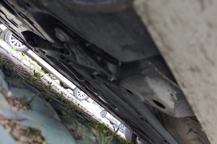 Used Volvo S60 2022 B4 Zhiyi Luxury Edition Chassis Front Left