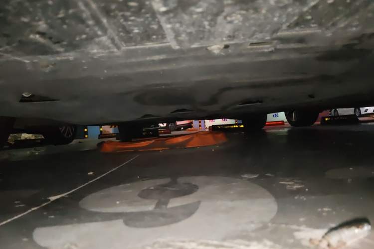Used Volvo S60 2022 B4 Zhiyi Luxury Edition Chassis Front