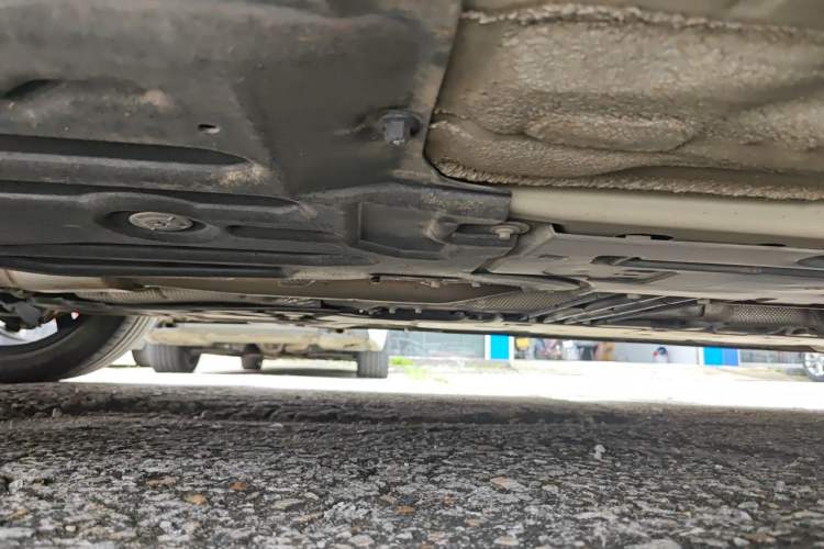 Used Volvo S60 2022 B4 Zhiyuan Sport Edition Chassis Rear