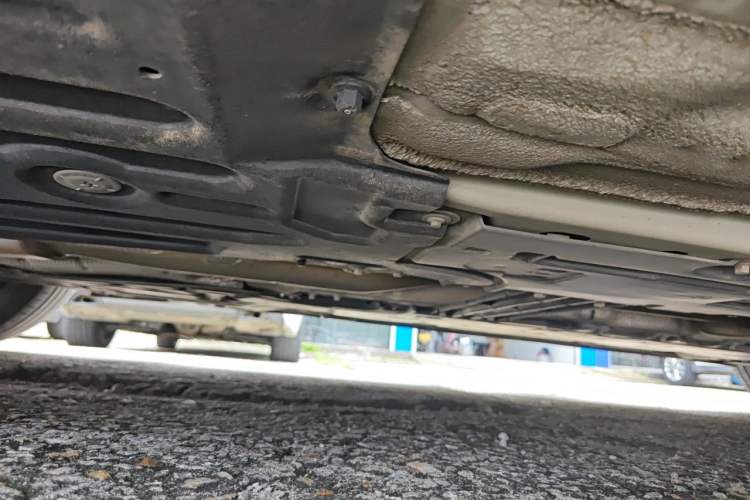 Used Volvo S60 2022 B4 Zhiyuan Sport Edition Chassis Rear Left