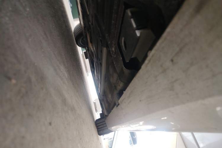 Used Volvo S60 2022 B4 Zhiyi Luxury Edition Chassis Rear Right