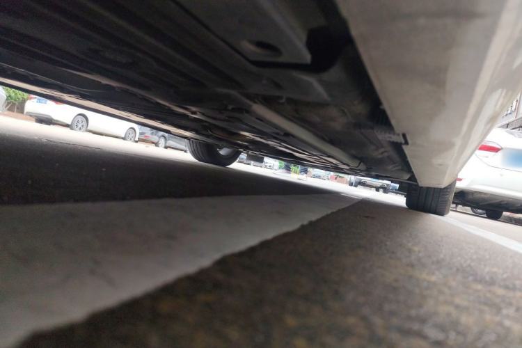 Used Volvo S60 2022 B4 Zhiyi Luxury Edition Chassis Rear Right
