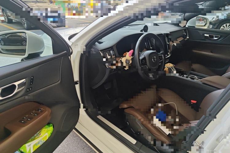 Used Volvo S60 2022 B4 Zhiyuan Luxury Edition Driver Seat