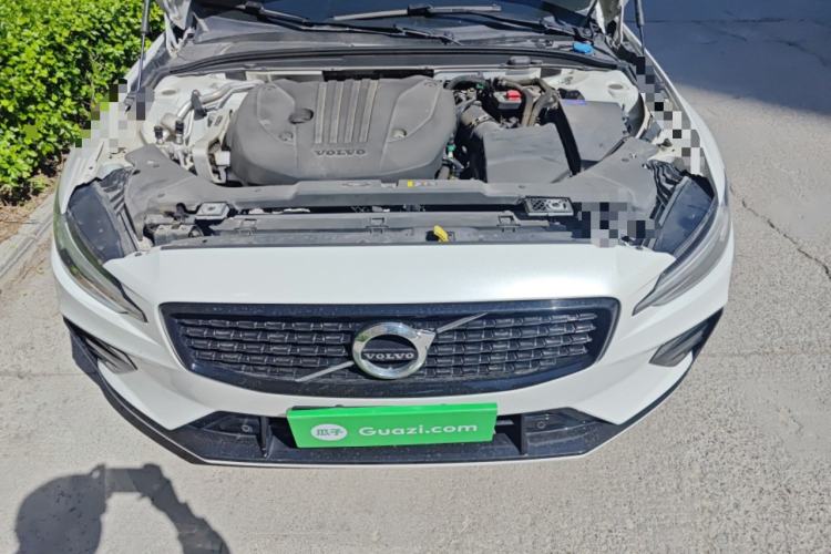 Used Volvo S60 2022 B4 Zhiyuan Sport Edition Engine Bay