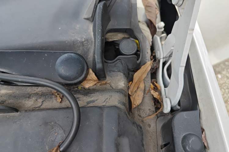 Used Volvo S60 2022 B4 Zhiyuan Sport Edition Engine Bay Left