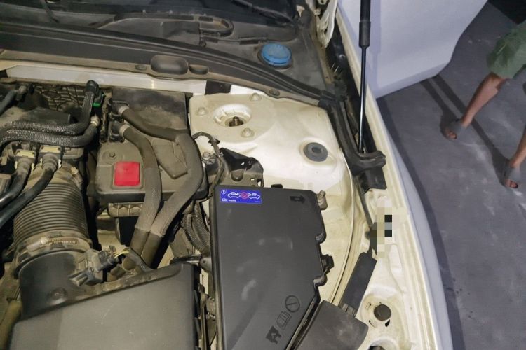Used Volvo S60 2022 B4 Zhiyi Luxury Edition Engine Bay Left