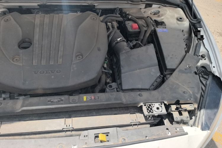 Used Volvo S60 2022 B4 Zhiyuan Luxury Edition Engine Bay Left