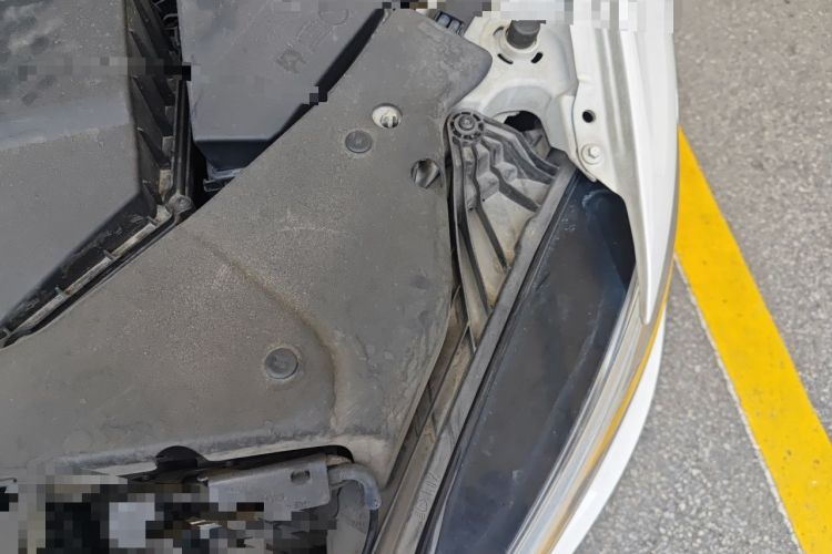 Used Volvo S60 2022 B4 Zhiyuan Luxury Edition Engine Bay Left