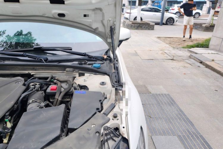 Used Volvo S60 2022 B4 Zhiyi Luxury Edition Engine Bay Left