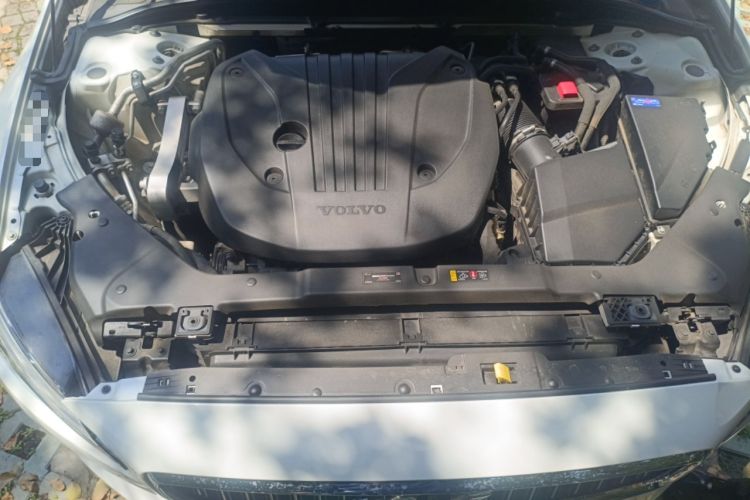 Used Volvo S60 2022 B4 Zhiyi Luxury Edition Engine Bay