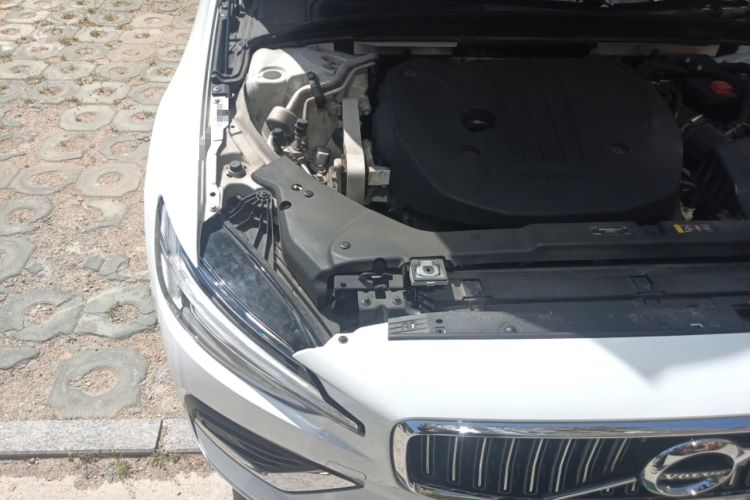 Used Volvo S60 2022 B4 Zhiyi Luxury Edition Engine Bay Right