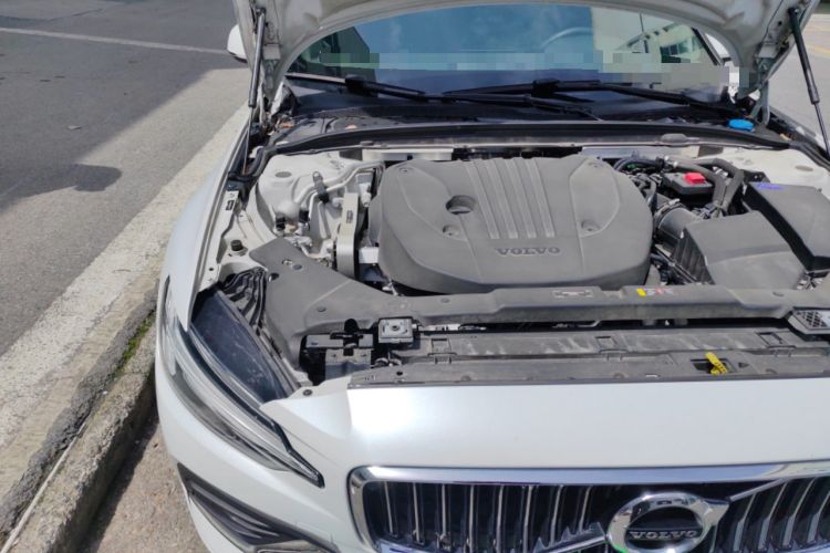 Used Volvo S60 2022 B4 Zhiyuan Luxury Edition Engine Bay Right