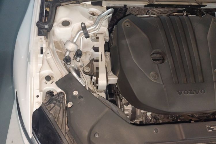 Used Volvo S60 2022 B4 Zhiyi Luxury Edition Engine Bay Right