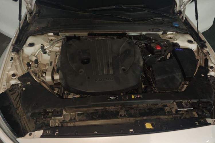 Used Volvo S60 2022 B3 Smart Drive Luxury Edition Engine Bay
