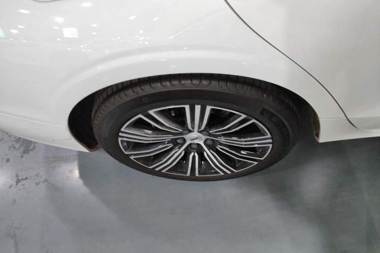 Used Volvo S60 2022 B4 Zhiyuan Luxury Edition Exterior 5