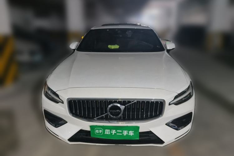 Used Volvo S60 2022 B4 Zhiyi Luxury Edition Front